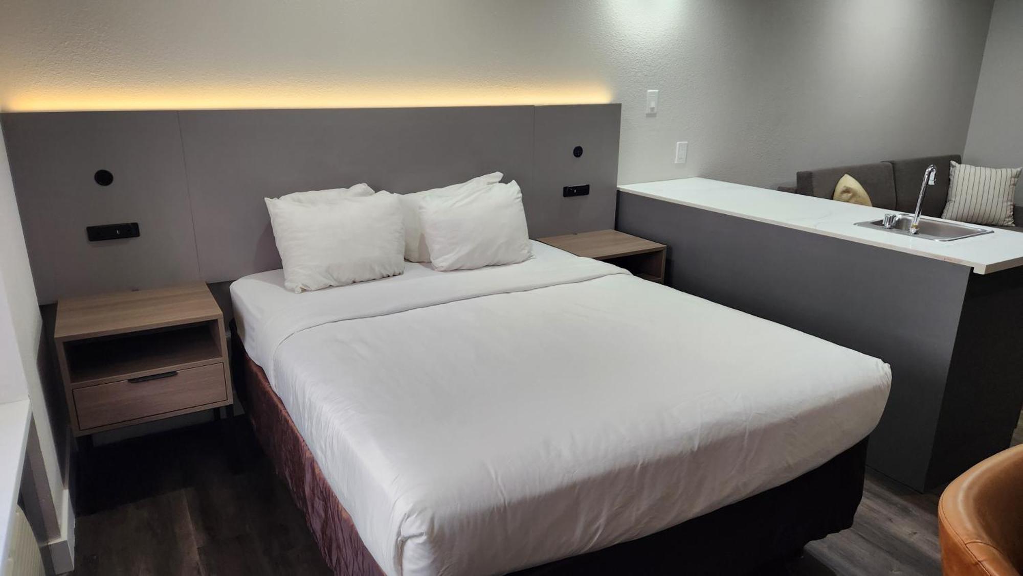 Quality Inn & Suites サンタローザ エクステリア 写真